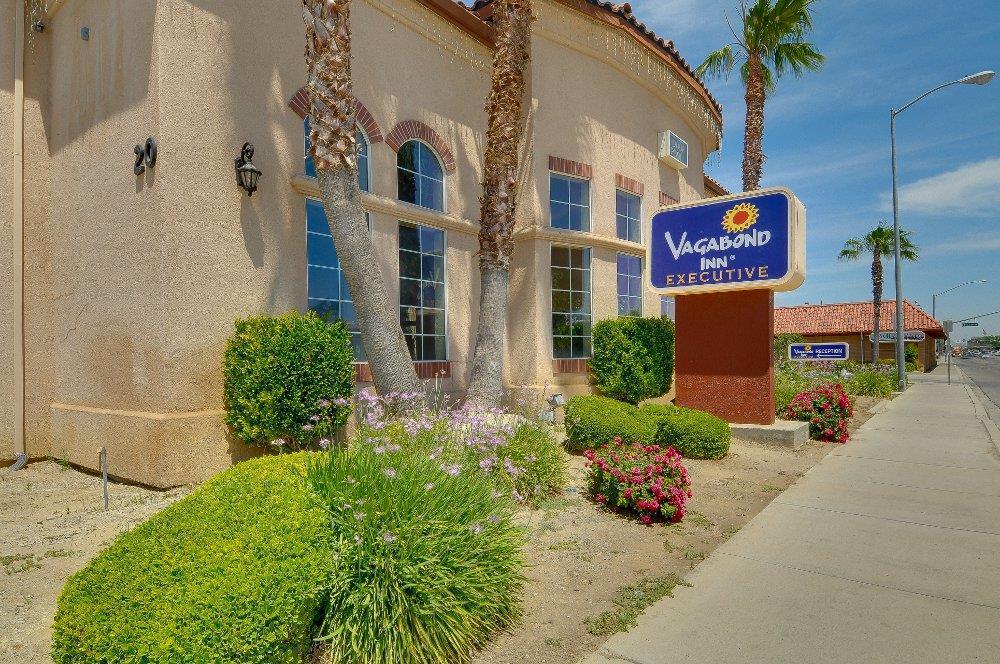 La Quinta By Wyndham Los Banos Extérieur photo